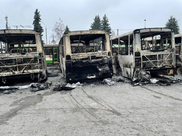 В Нальчике сгорели семь пассажирских автобусов: поджог или случайность
