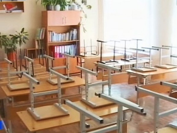 Школьники Ингушетии уйдут на каникулы на 2 месяца раньше из-за коронавируса