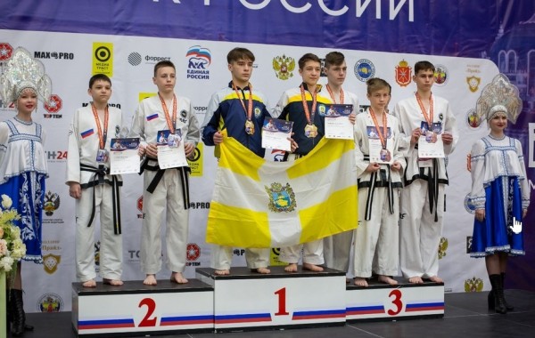 Ставропольские единоборцы озолотились на всероссийских соревнованиях в Туле
