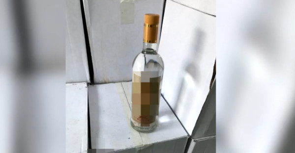 На Ставрополье у индивидуального предпринимателя изъяли 6, 5 тысячи незаконных бутылок алкоголя