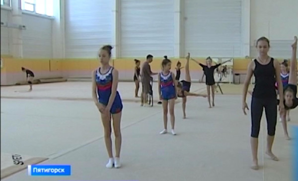 Тренировки сборной России по гимнастике проводит Ирина Винер в Кисловодске