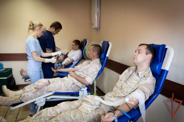 В воинской части Росгвардии в Пятигорске сдали донорскую кровь 50 военнослужащих