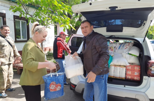 Семь тонн гуманитарного груза собрали жители Апанасенковского округа для Донбасса