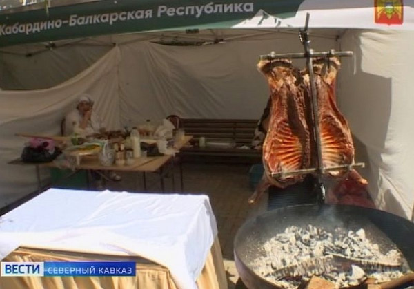 В Черкесске представили лучшие рецепты блюд кавказской кухни