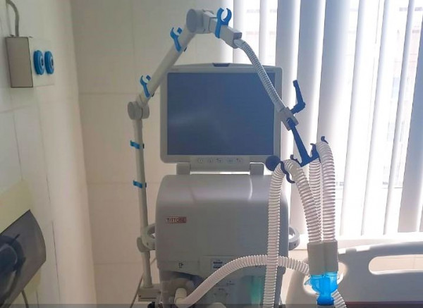 Аппарат искусственной вентиляции легких появился в Александровской больнице