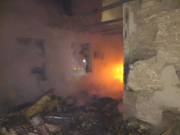 В селе на Ставрополье чуть не сгорел двухэтажный дом