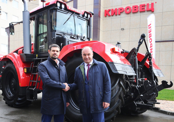 Студенты СтГАУ будут учиться на легендарной модели трактора Кировец