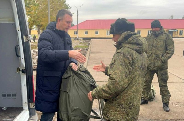 Мобилизованным жителям Ставрополья привезли подарки от земляков