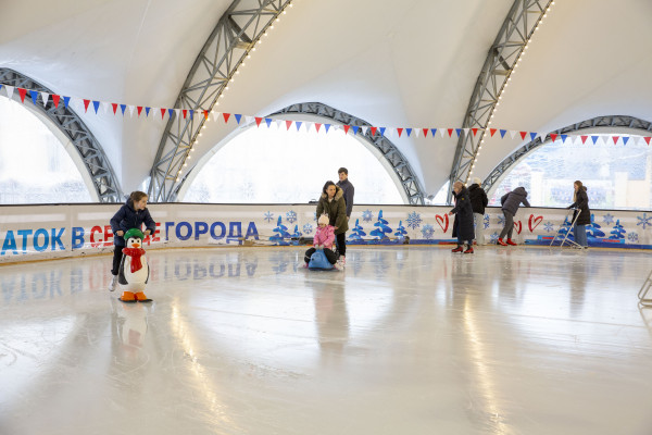 Ледовый каток в центре Ставрополя посетили 36 тысяч человек