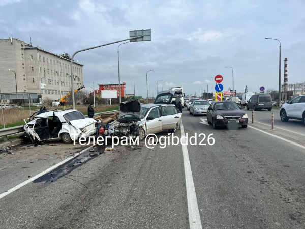 В Минводах водитель Газели спровоцировал аварию с четырьмя пострадавшими