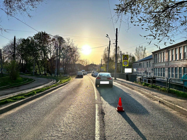 В Пятигорске 9-летнюю школьницу сбил автомобиль