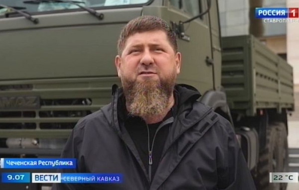 Глава Чечни лично проверил качество боевой техники