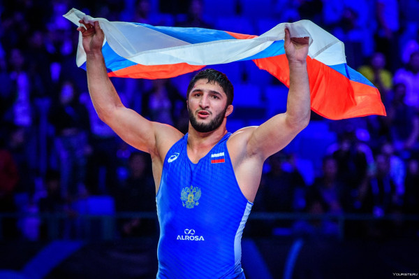 Международный олимпийский комитет запретил дагестанскому борцу участвовать в турнире