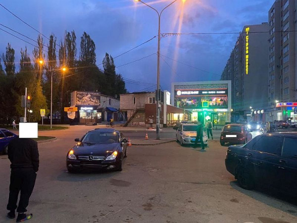 В Ставрополе водитель иномарки сбил женщину с двухлетним ребенком