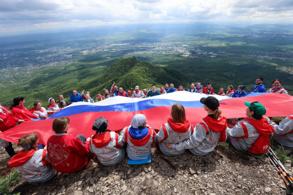 Жить, учиться и отдыхать в России: проектная команда СКФУ предложила идеи развития туризма на Северном Кавказе